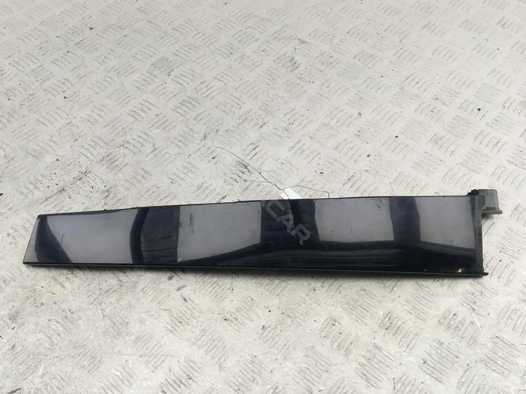 Обшивка стойки передней 6M21R20898
