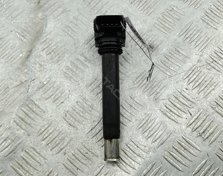 Катушка зажигания 0221604109, 06H905115