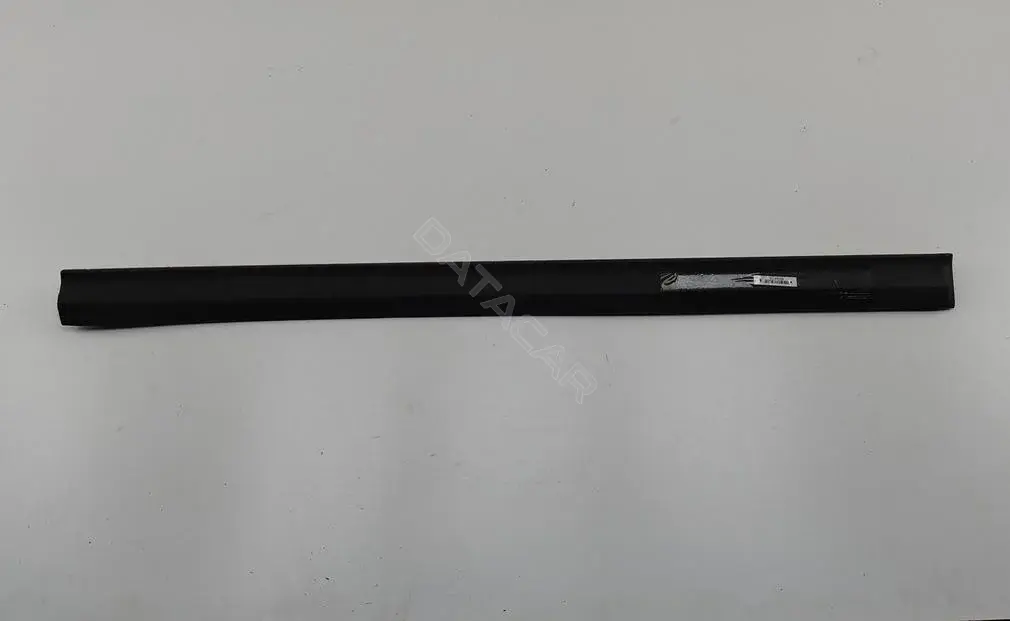 Молдинг двери 3A0853516