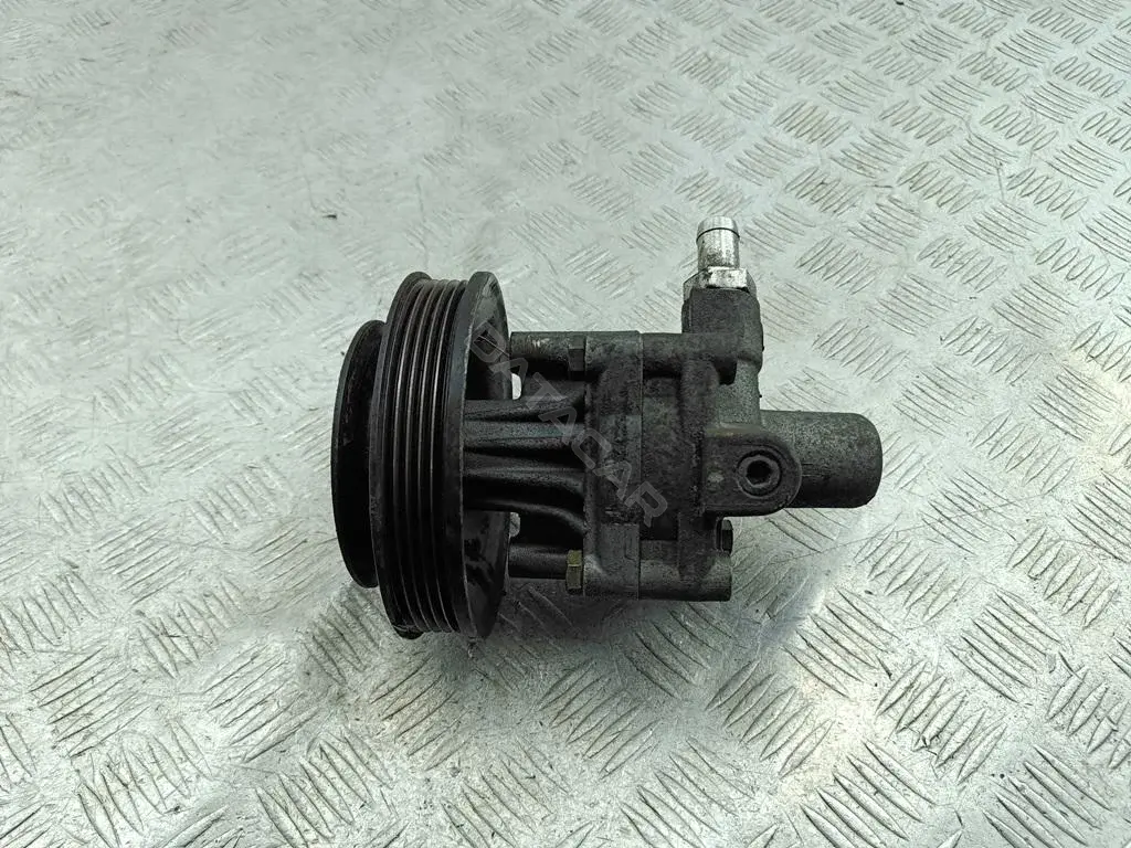 Насос гидроусилителя руля 8D0145156A