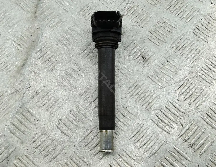 Катушка зажигания 0221604109, 06H905115