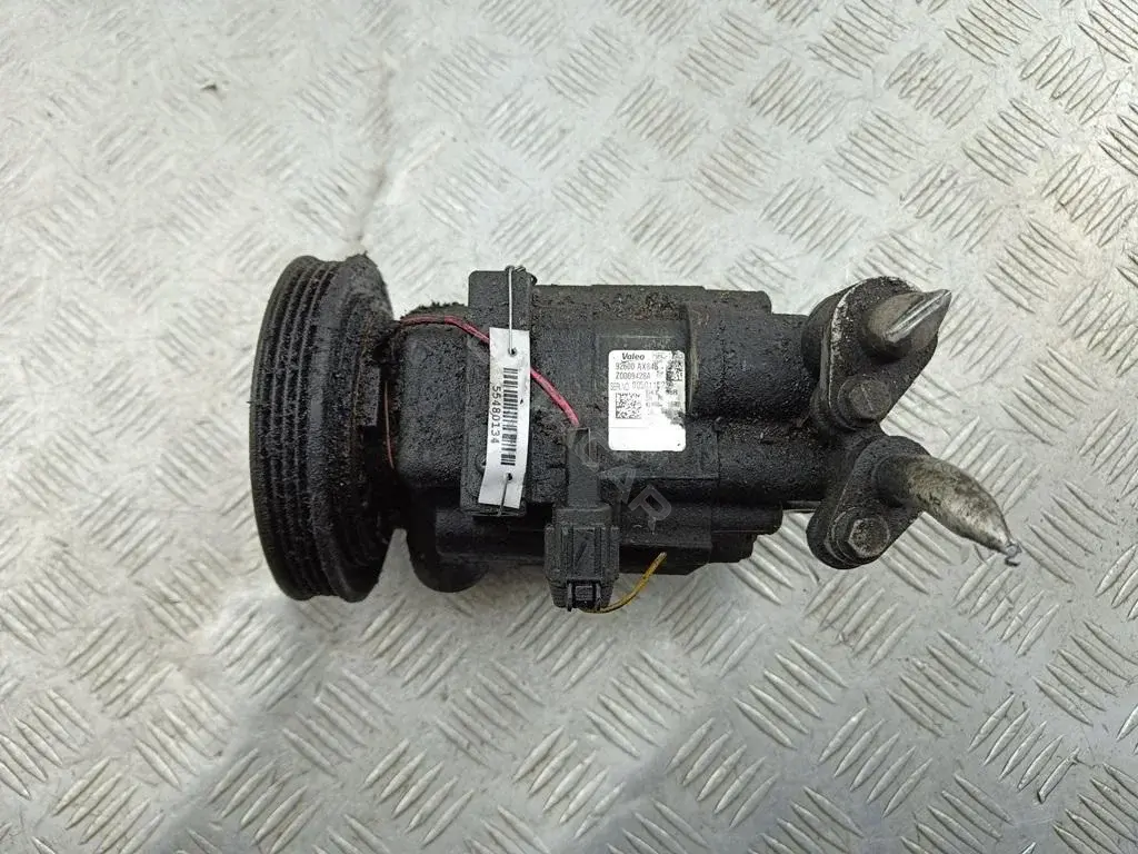 Компрессор кондиционера 92600AX84B
