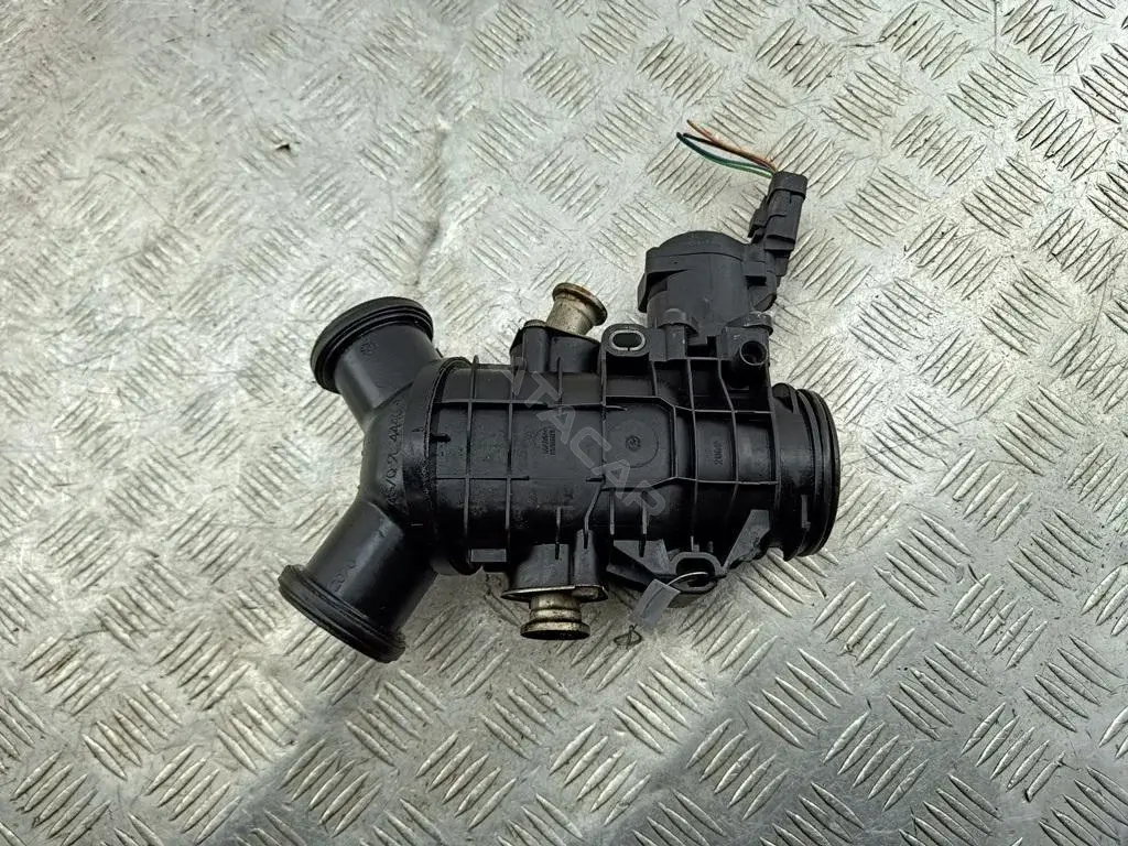 Дроссельная заслонка 4S7Q-9L444CJ