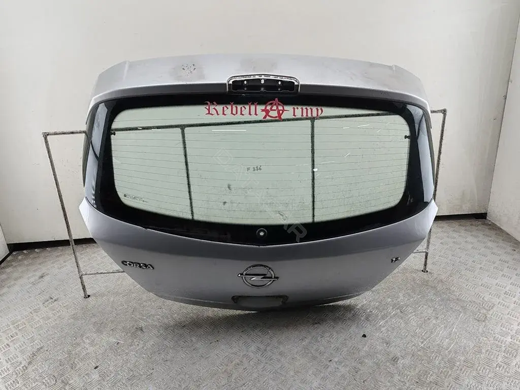 Крышка багажника 55374397