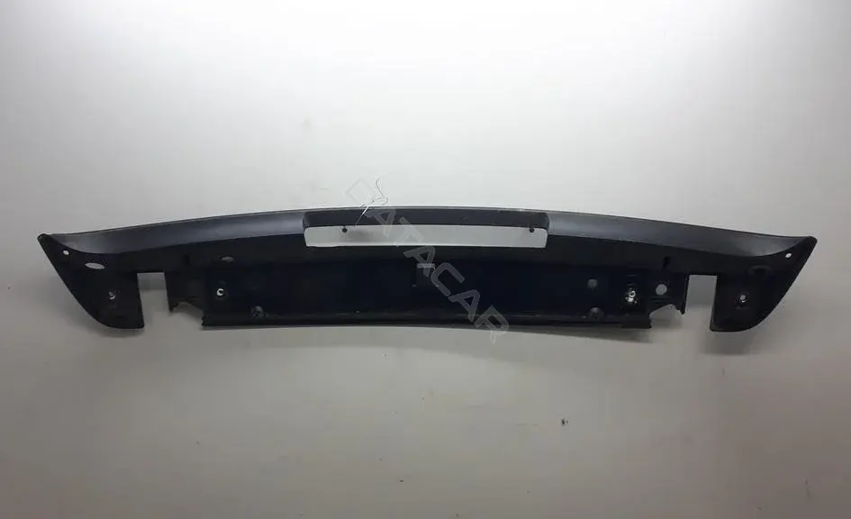Накладка двери 7l5827933c