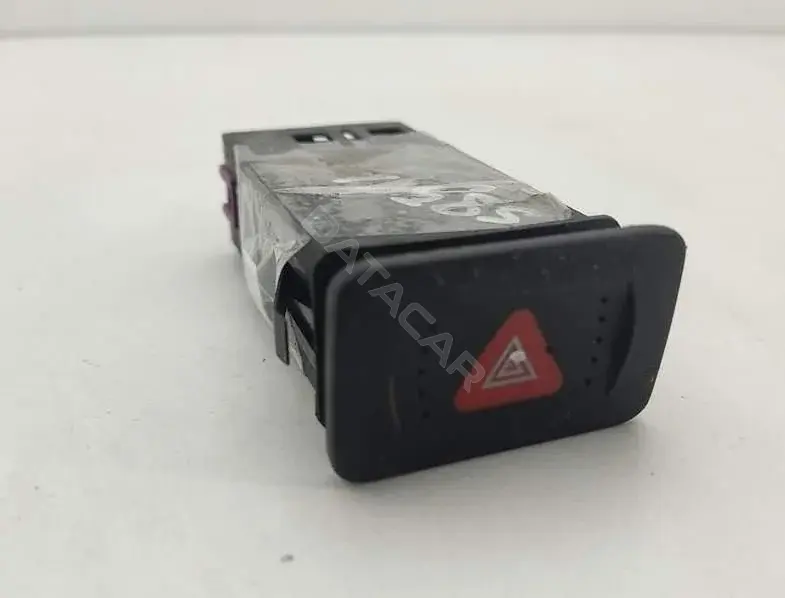 Кнопка аварийки 1J0953235J