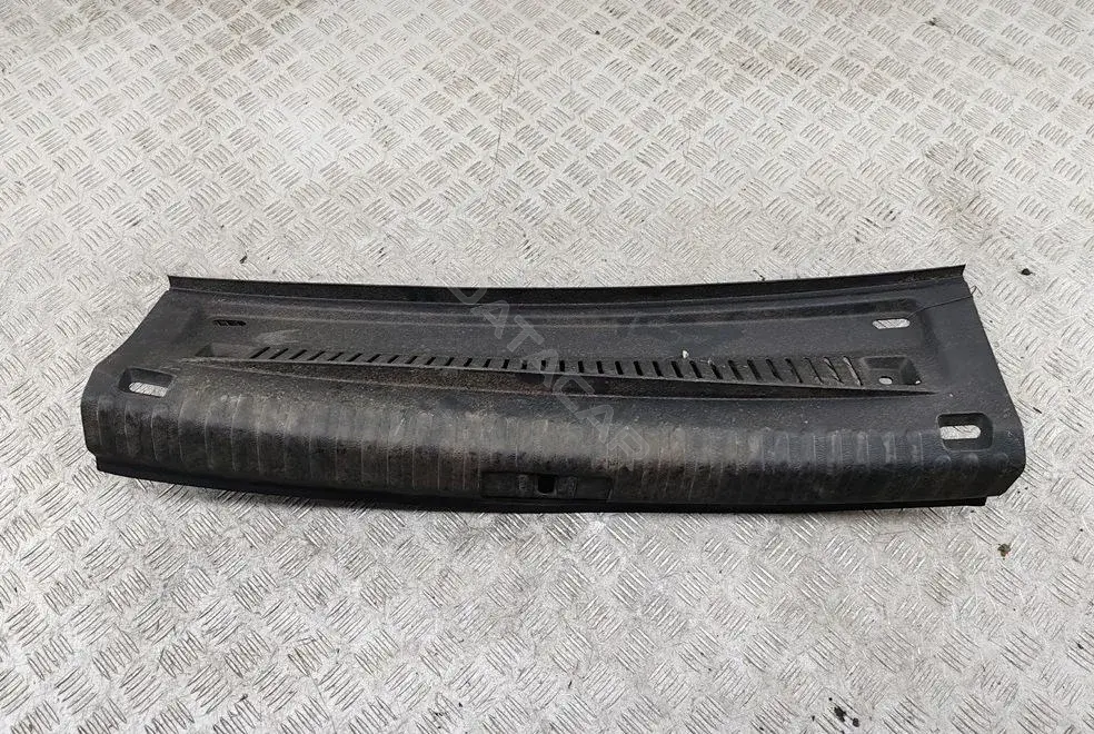 Накладка двери 5N0863459