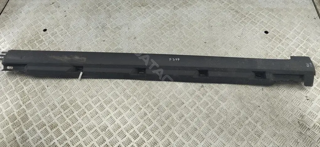 Накладка на порог 3C0853856A