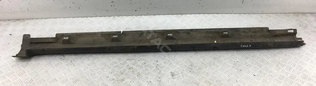 Накладка на порог 3C0853855B