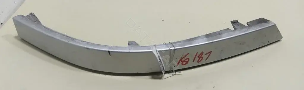 Ус под фонарь 52291140