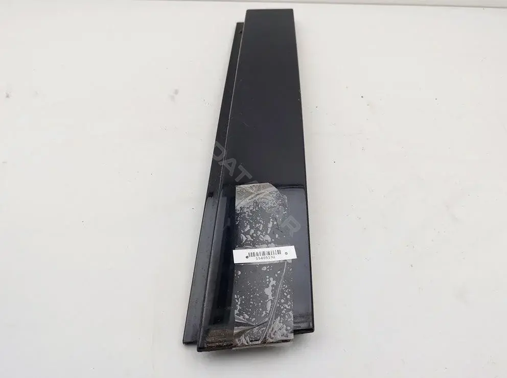 Накладка двери 5N0839901