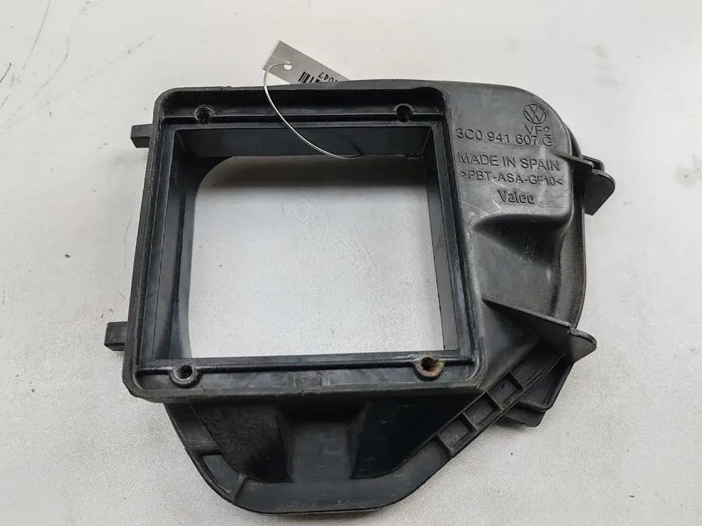 Заглушка фары 3C0941607G