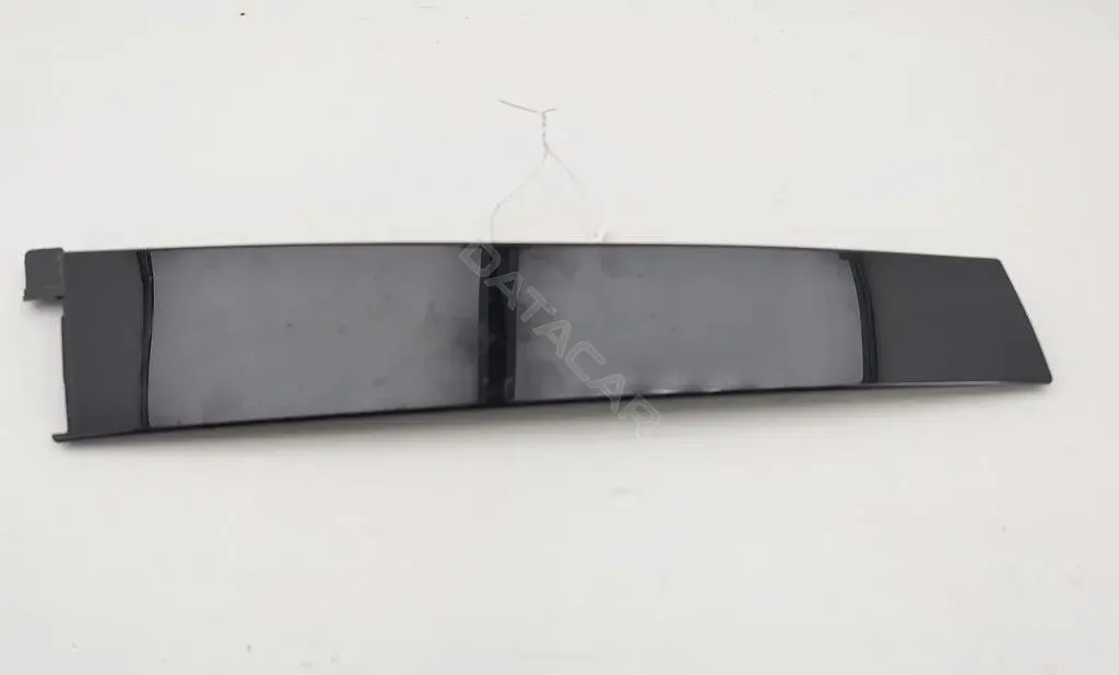 Накладка двери AM51U20899