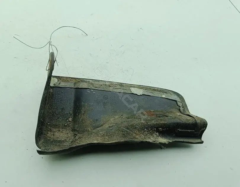 Накладка на порог 3U5853897C