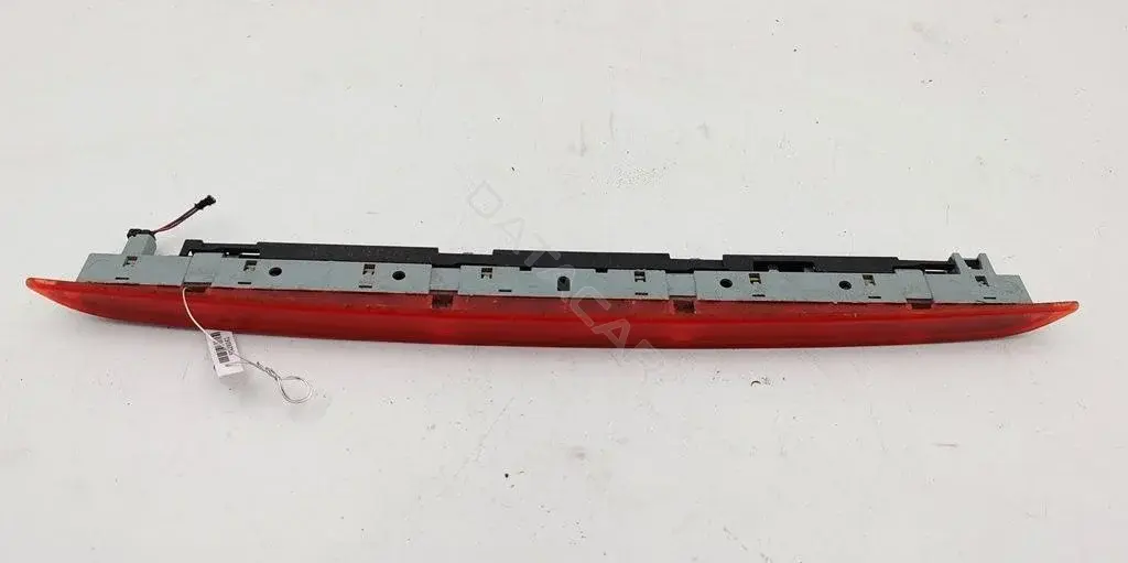 Фонарь стоп сигнала 4F9945097