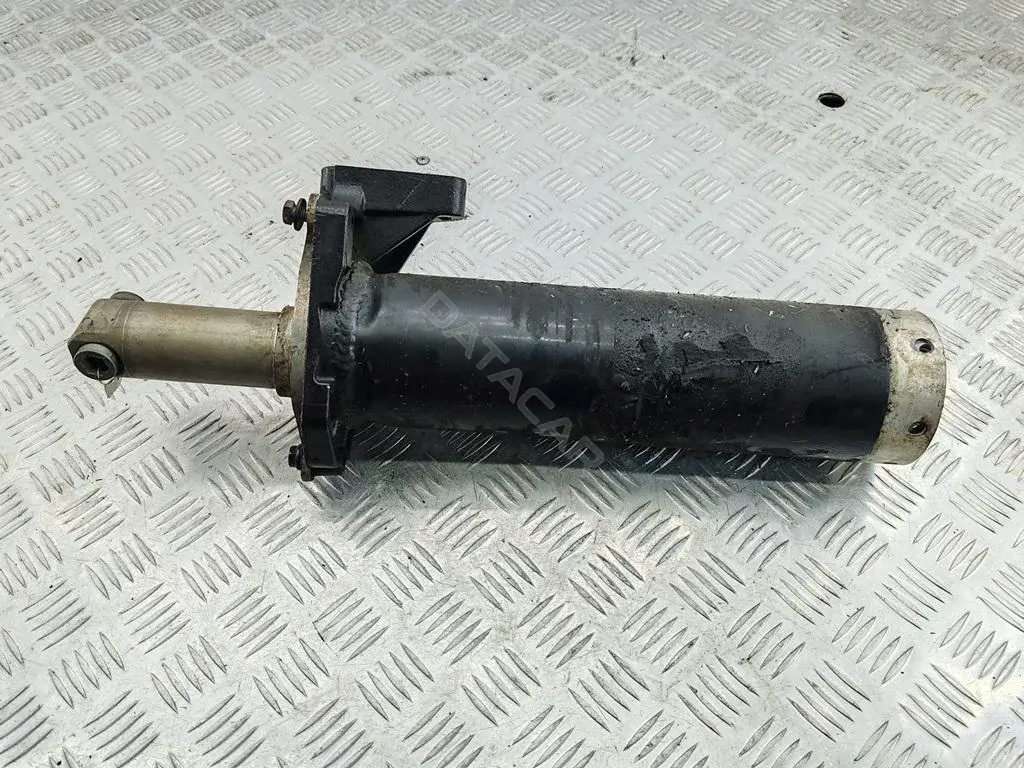 Лонжерон 4D08051196