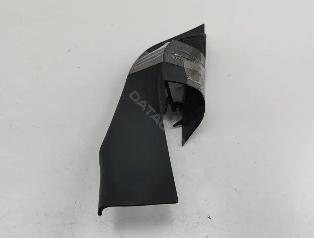 Заглушка зеркала 4M51A23408AJ