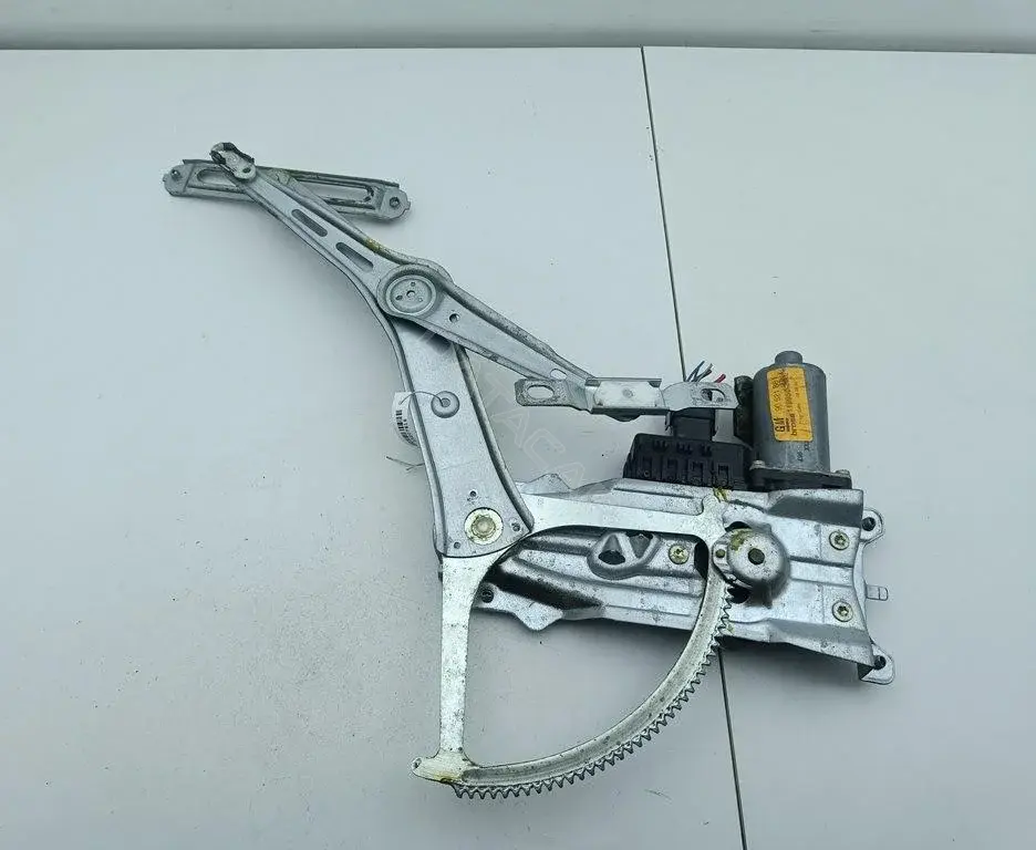 Стеклоподъемник 90521875