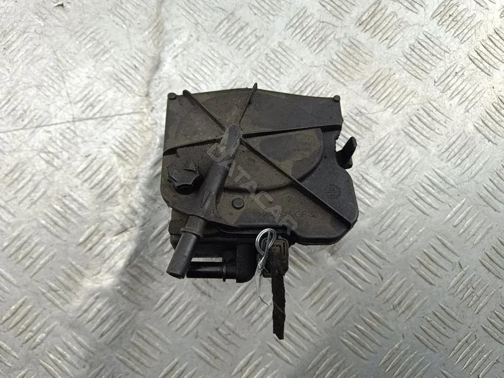 Корпус топливного фильтра 9305-108C