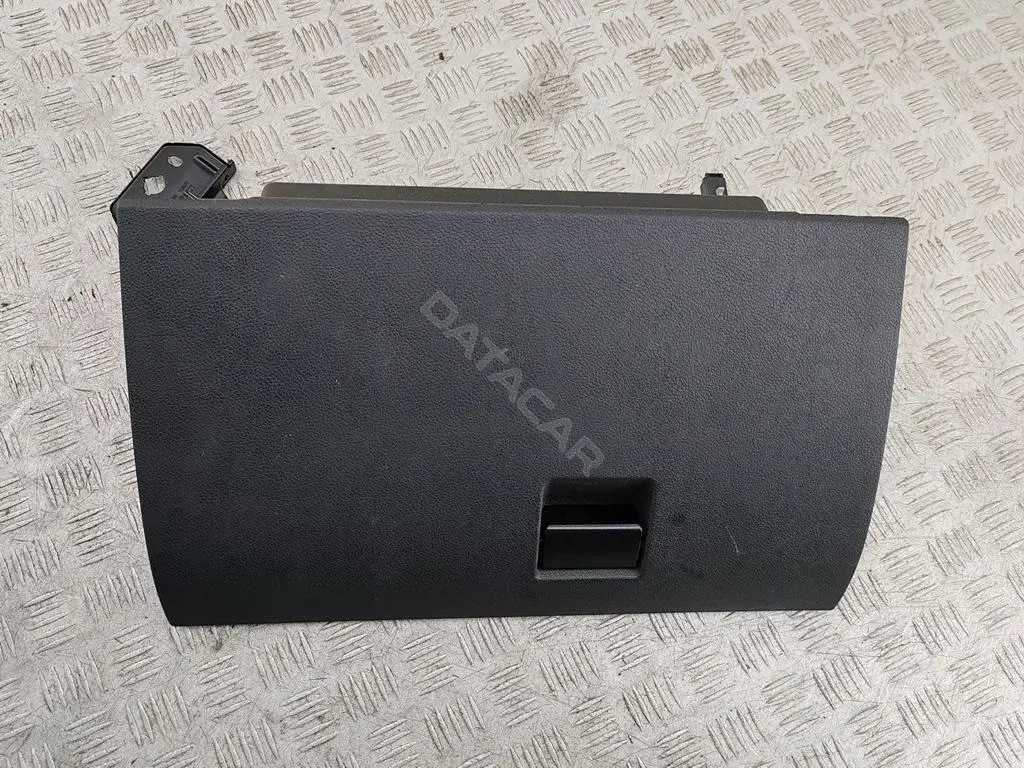 Бардачок 4S71A06044