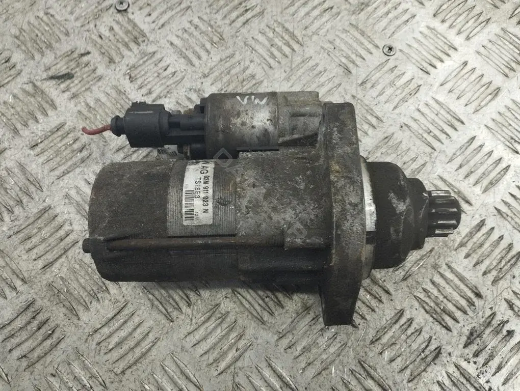 Стартер 02M911023N