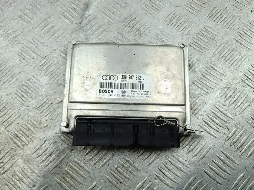 Блок управления двигателем 0261206122, 3B0907552J