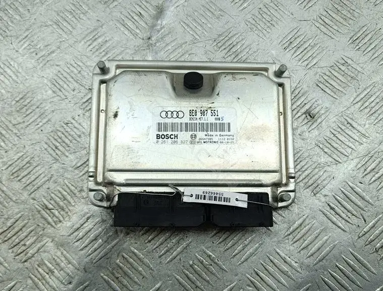 Блок управления двигателем 0261206827, 8E0907551