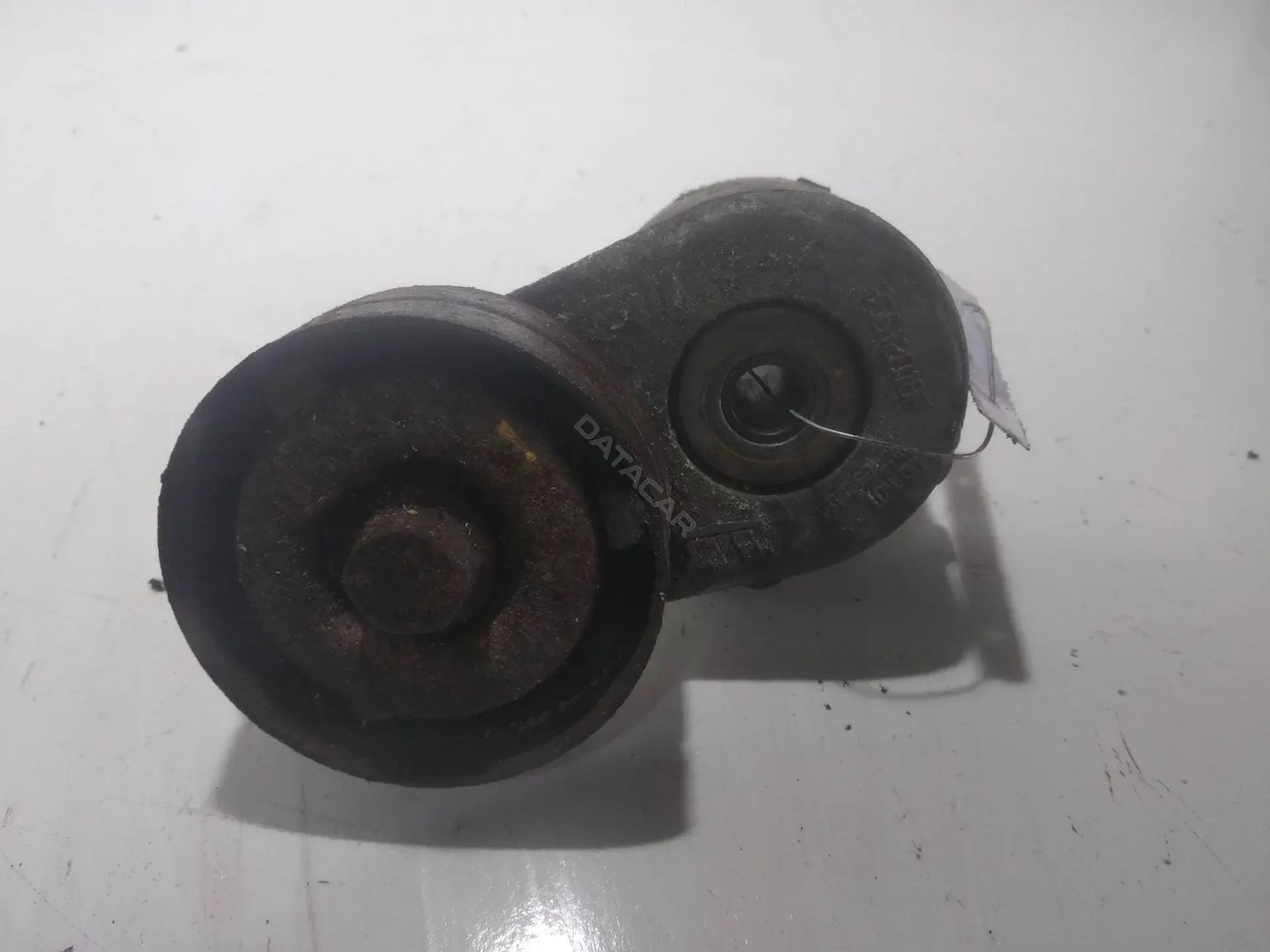 Натяжитель ремня генератора 53989053