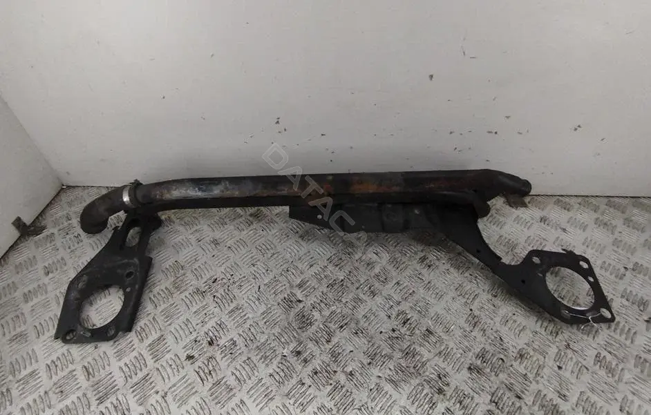 Балка под радиатор 8E0199521AA