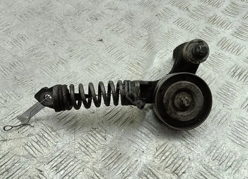 Натяжитель ремня генератора 55565236