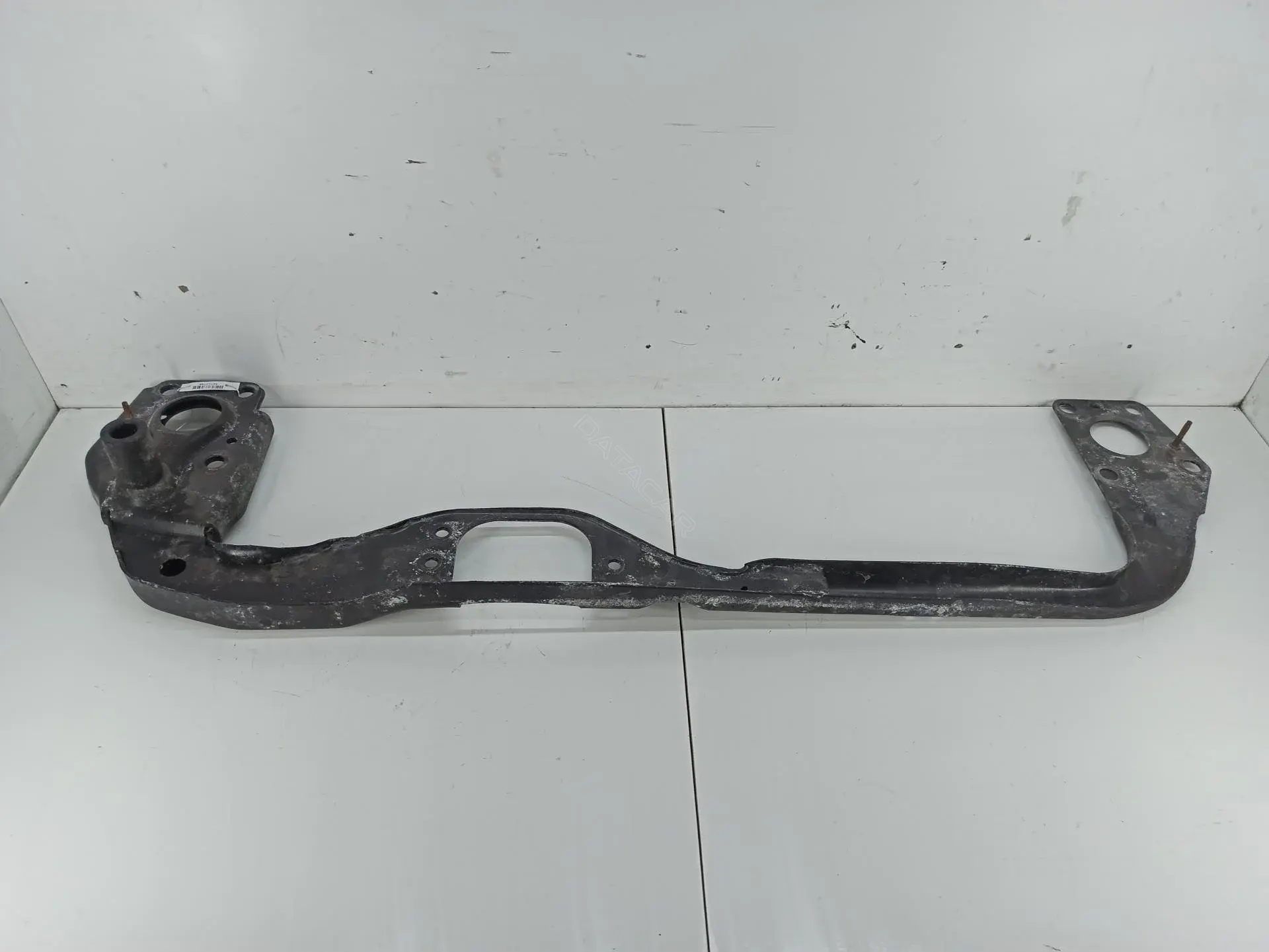 Балка под радиатор 4B0805851E