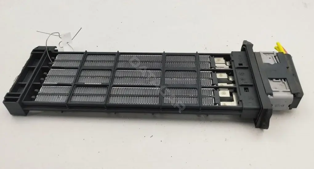 Электрический отопитель салона T1001732A
