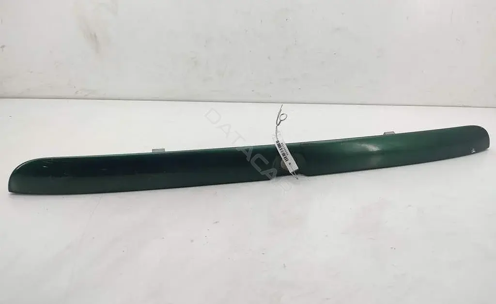 Фонарь подсветки номерного знака 8D9827574