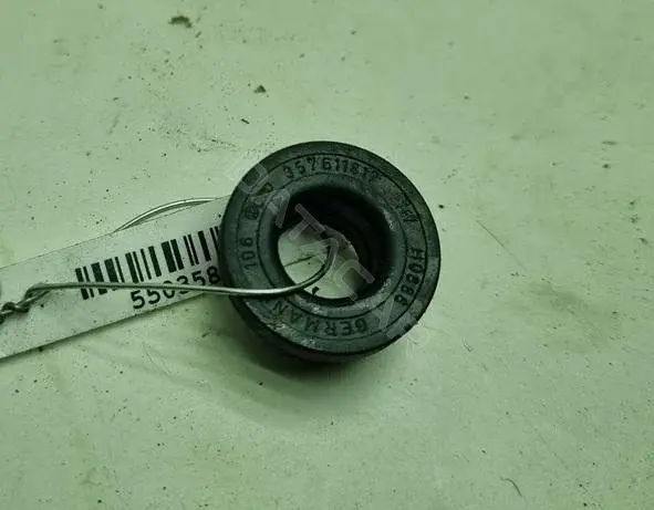 Уплотнитель двери 357611817