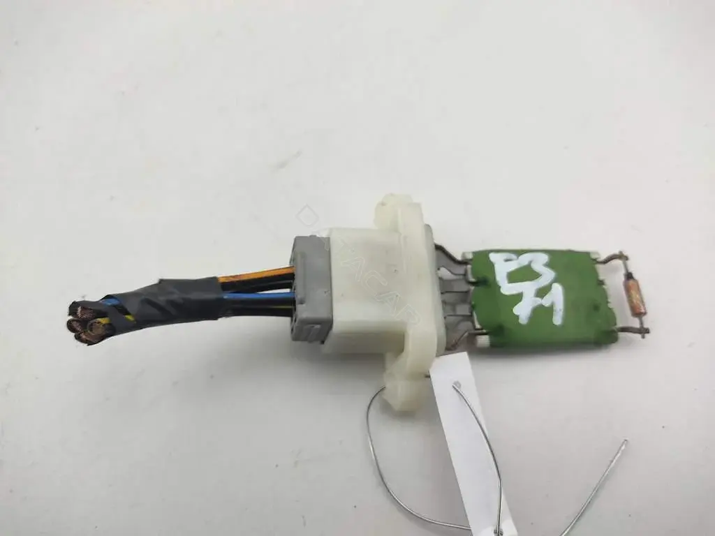 Резистор печки 3M5H18B647BA