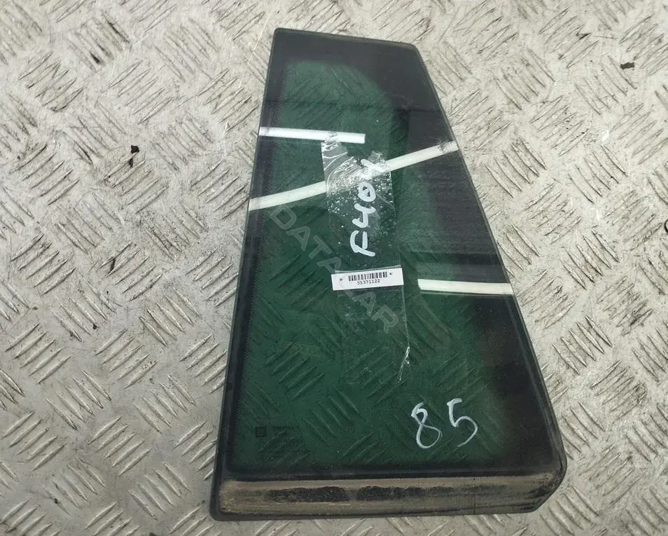 Форточка задняя левая 55371122