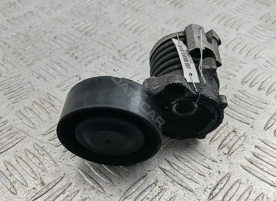 Натяжитель ремня генератора 03D903305G
