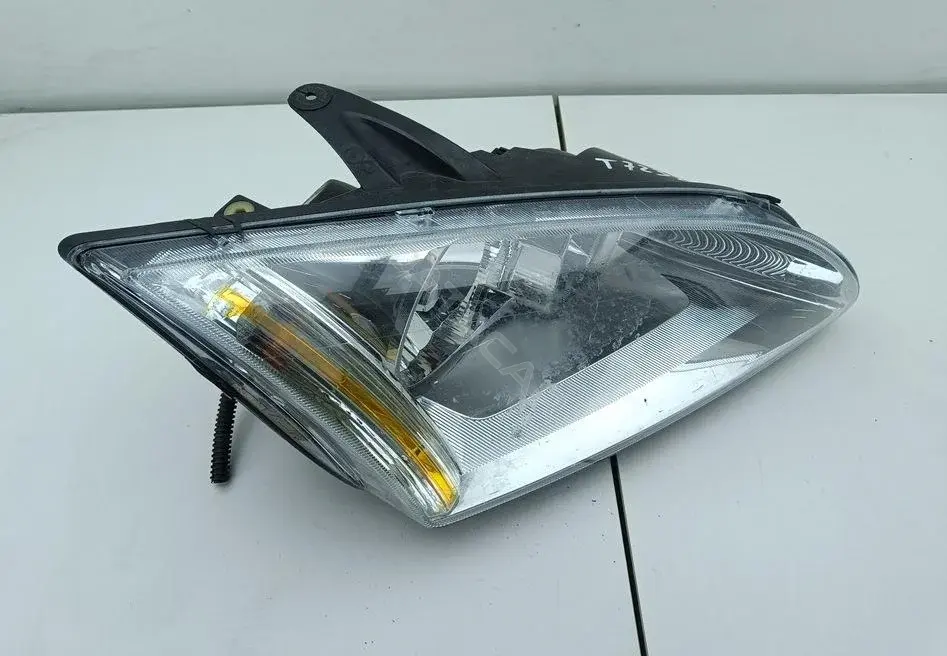 Фары 4M51-13K060-AA