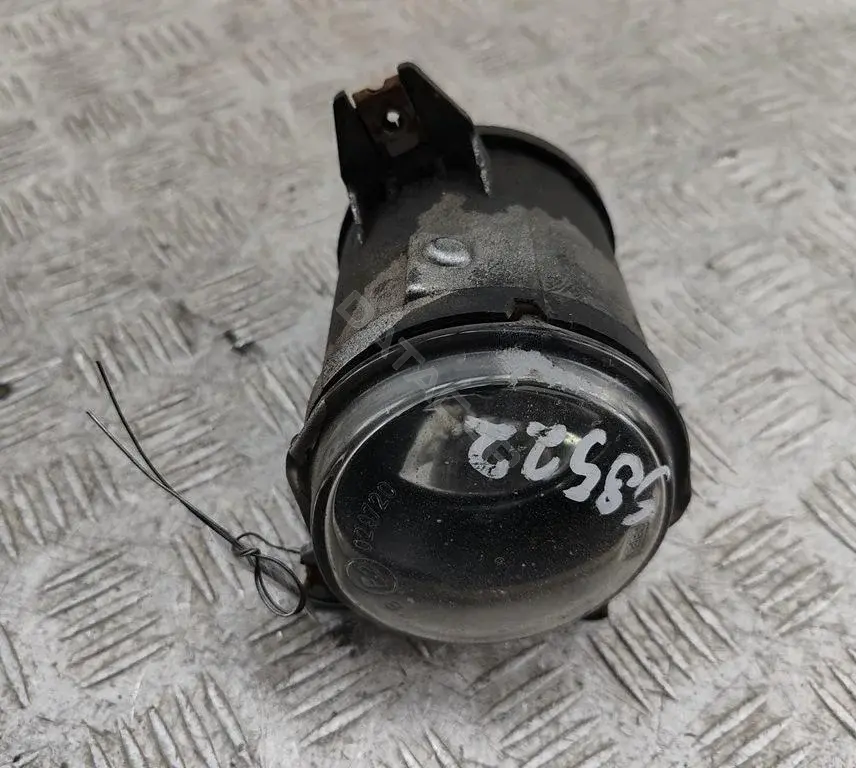 Противотуманные фары 7M3941699