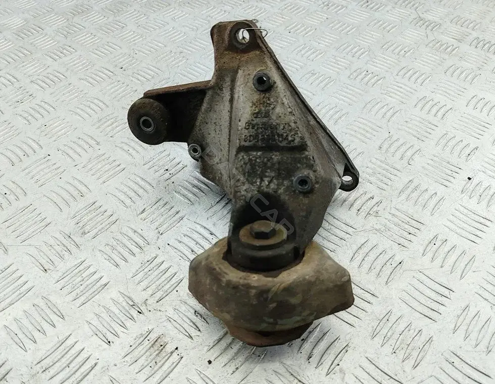 Подушка КПП 8D0399114S
