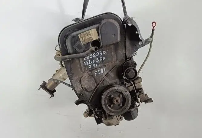 Двигатель в сборе B5244S
