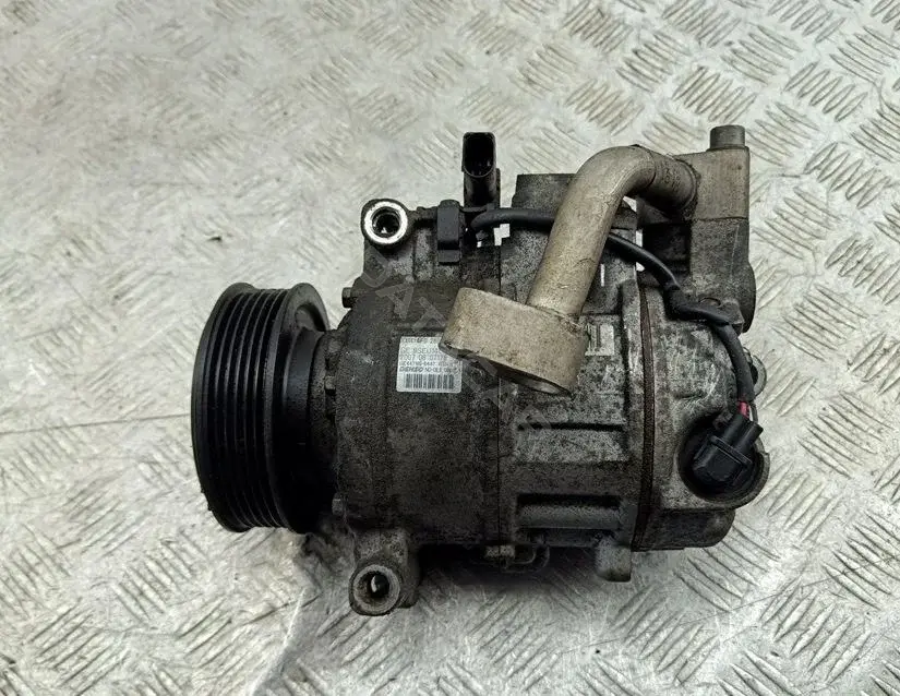 Компрессор кондиционера 4F0260805AG