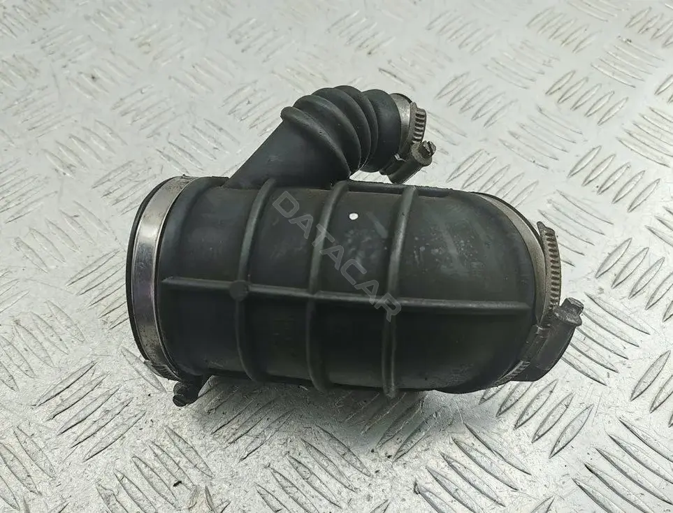 Патрубок воздушный 1435627