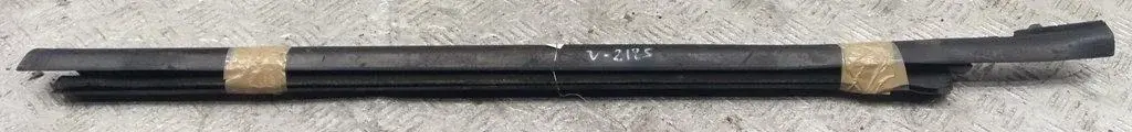 Уплотнитель двери 51944444