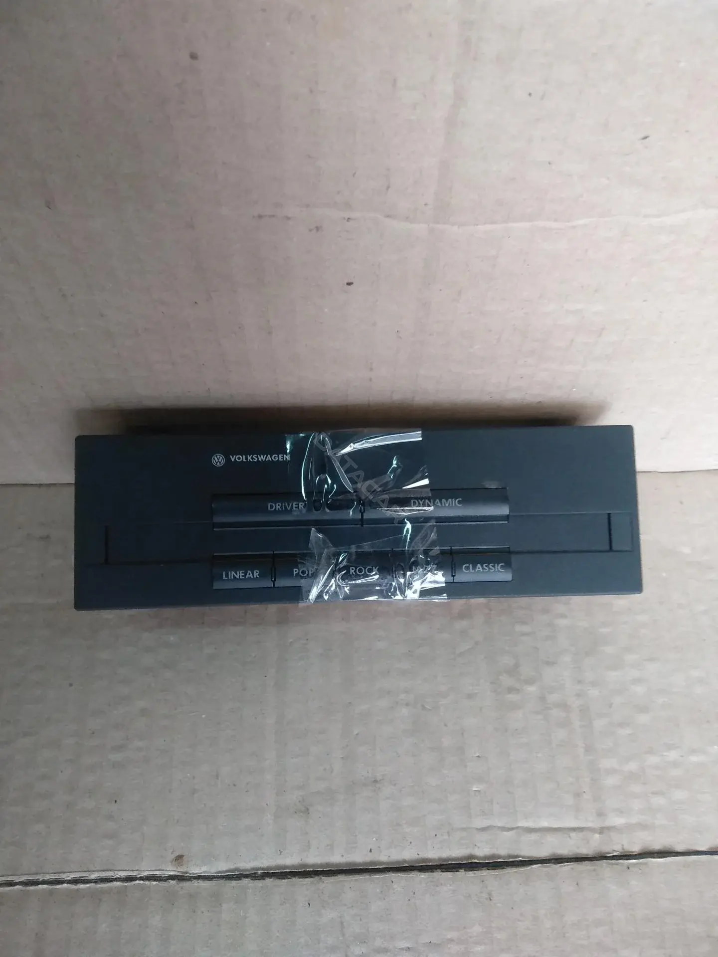 Блок управления радио 1j0035624a