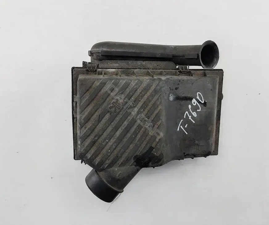 Корпус воздушного фильтра 191129620