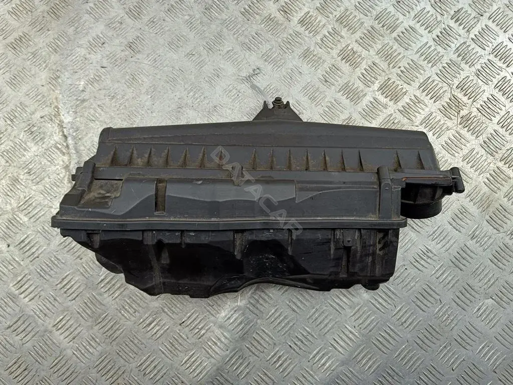 Корпус воздушного фильтра V759588780