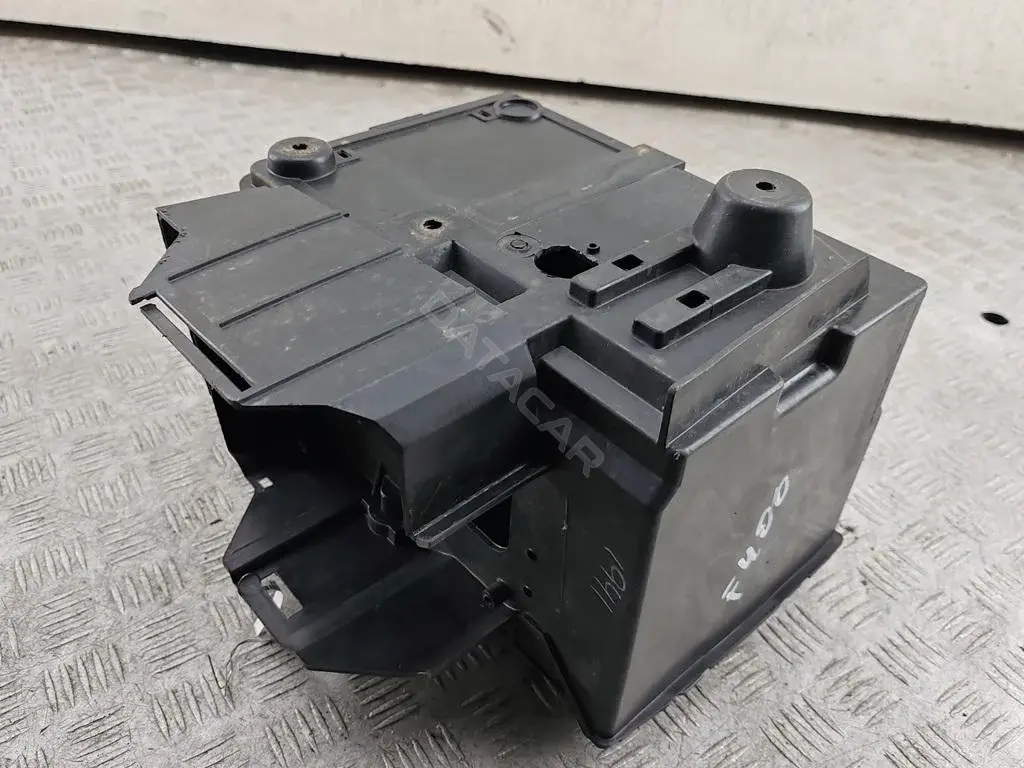 Кожух аккумулятора 4N5110A652AA