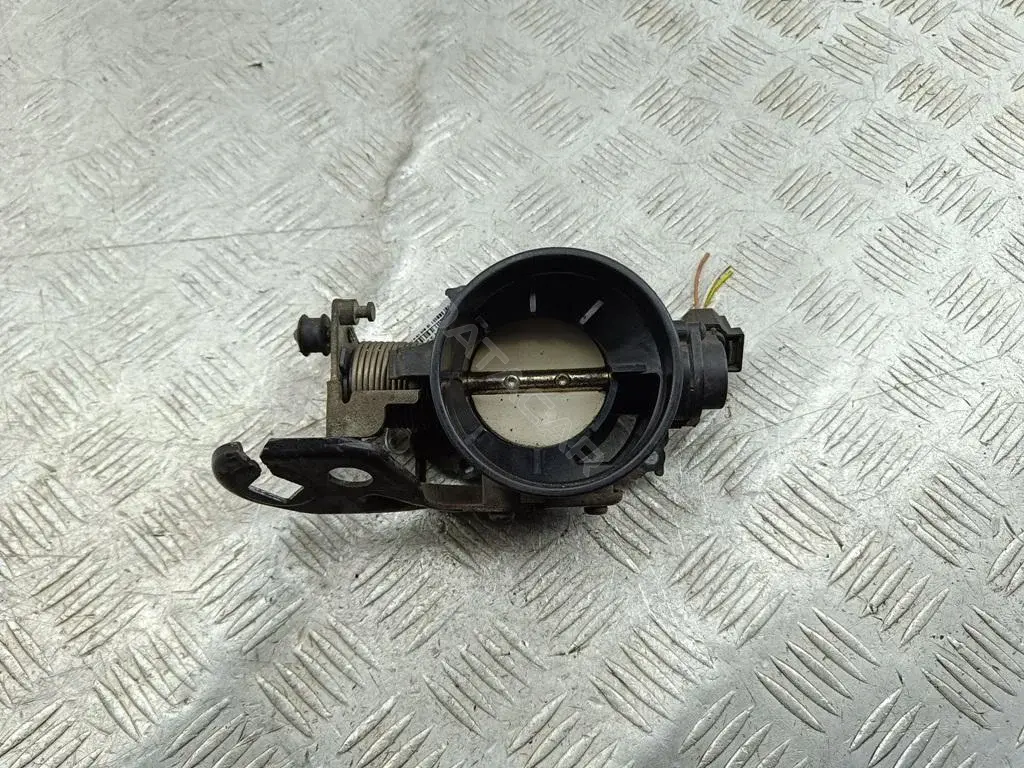 Дроссельная заслонка XS4U9E926MC