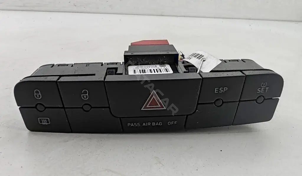 Кнопка аварийки 6J0927137R